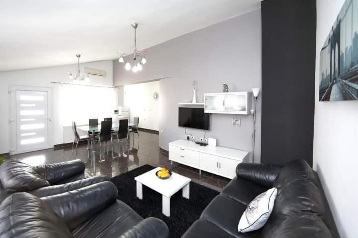 Apartman Sime Bibinje Luaran gambar