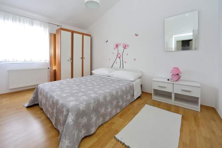 Apartman Sime Bibinje Luaran gambar